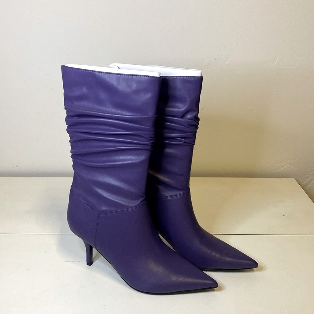 New in box Marc Fisher boots.
